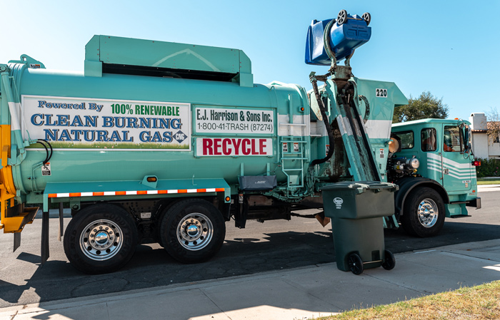 2residential_recycling_truck_ej_harrison_industries_trash_hauler_big